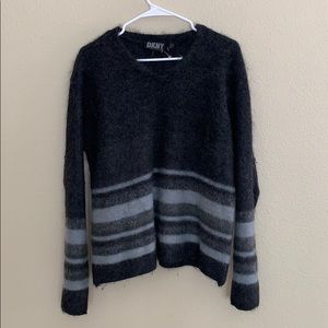 DKNY Women’s Sweater Size XL NWOT